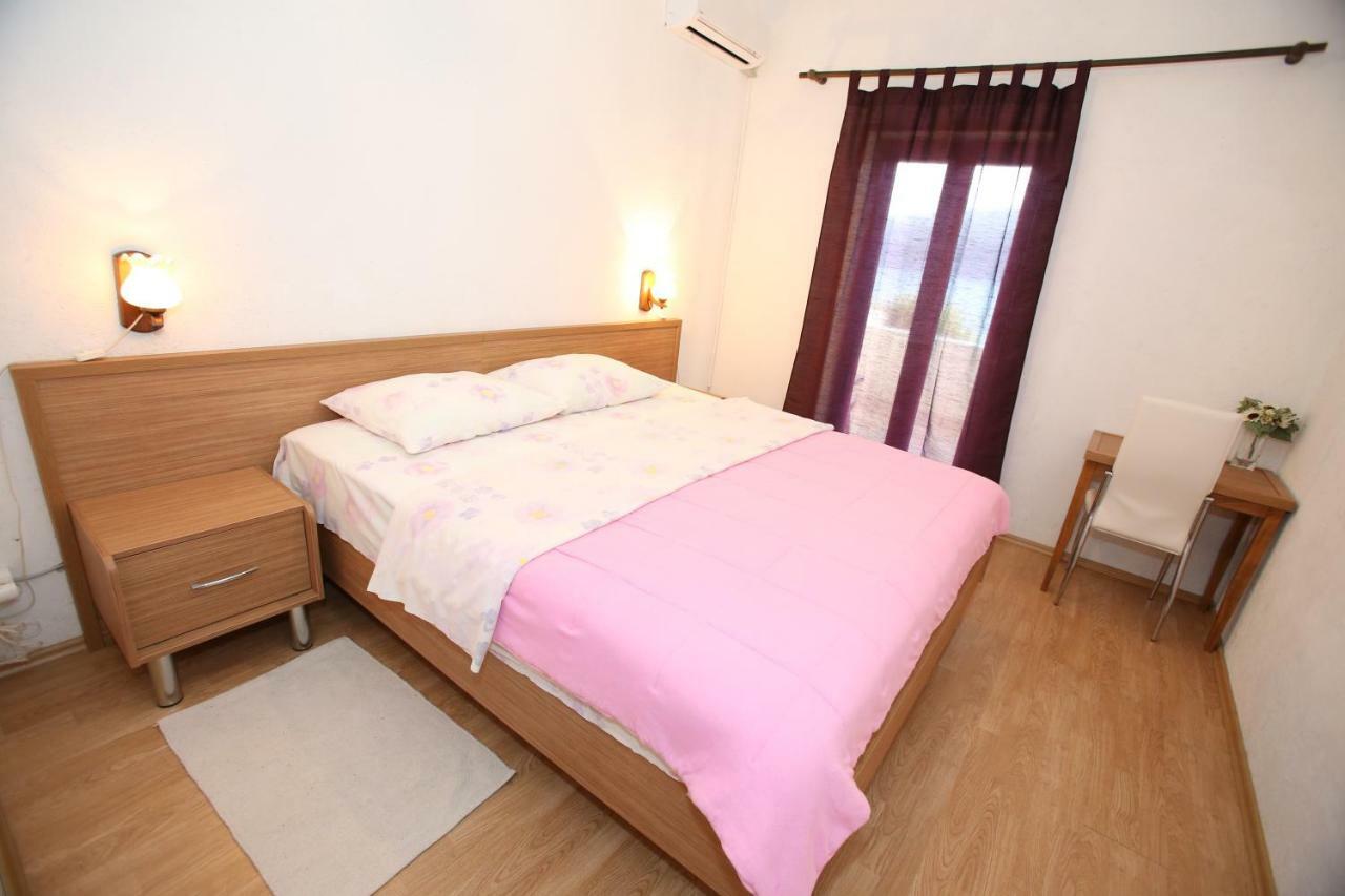 Rooms With The Sea View บัชกา ภายนอก รูปภาพ