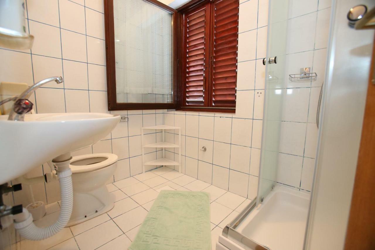 Rooms With The Sea View บัชกา ภายนอก รูปภาพ